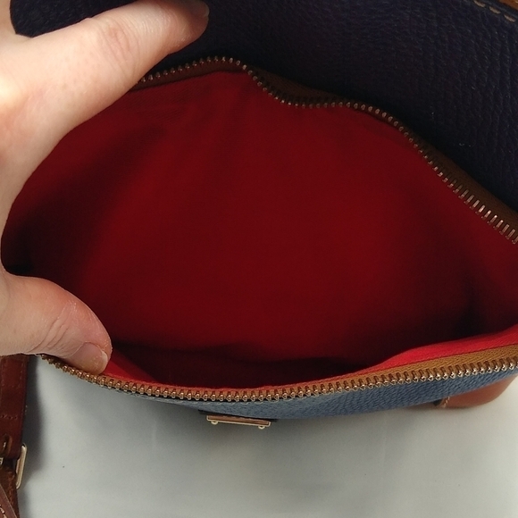 Dooney & Bourke Crossbody Bag Navy Blue Brown Pebbled Leather Adjustable - Picture 9 of 15